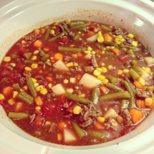 Easy Crock Pot Vegetable Beef Soup